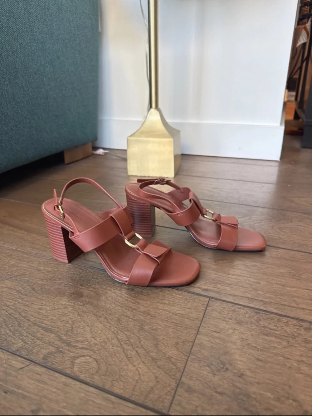 NWOT Banana Republic Brown Block Heel Slingback Sandals